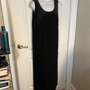 Velvet maxi dress with side slit size 16 W great used condition no flaws